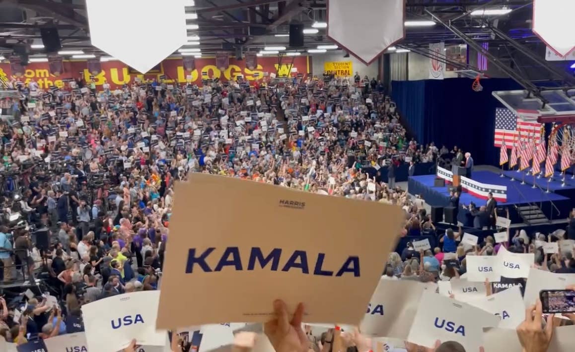 Desperate Trump Campaign Pushes Kamala Harris Crowd Size Hoax - MeidasTouch