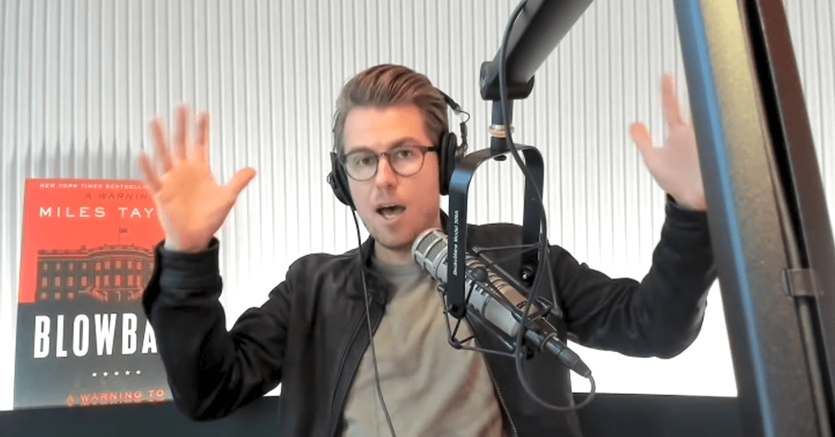 Former Trump Official: 'Trump Literally Can't Read!' - MeidasTouch News