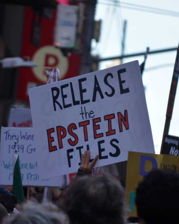 shutterstock_2692012271