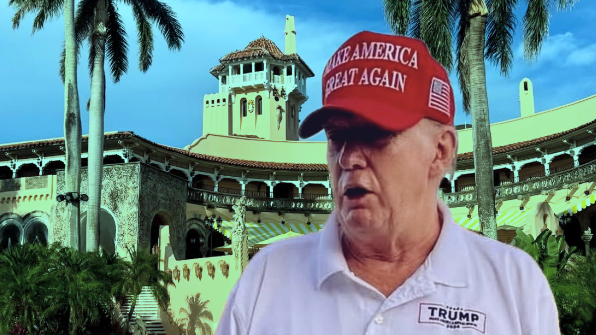 Trump Pretends to Be Working in the Oval Office—While Golfing in Florida -  MeidasTouch News